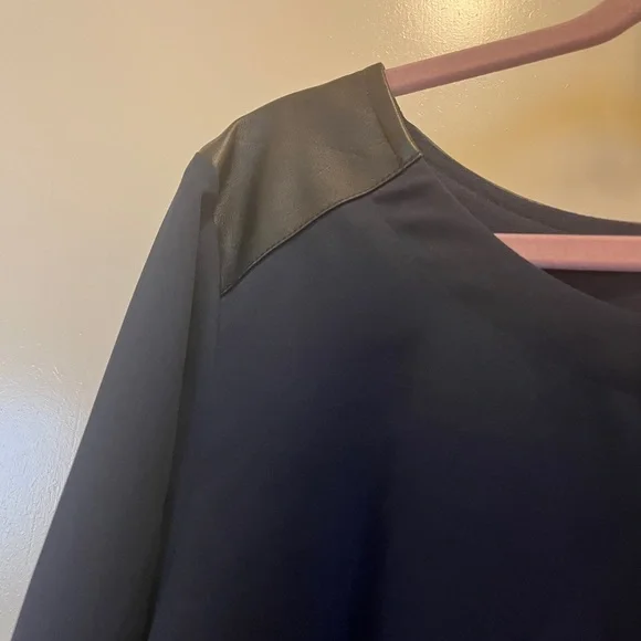 Lane Bryant blue blouse long sleeves with zipper & faux leather shoulder accents - Picture 2 of 4
